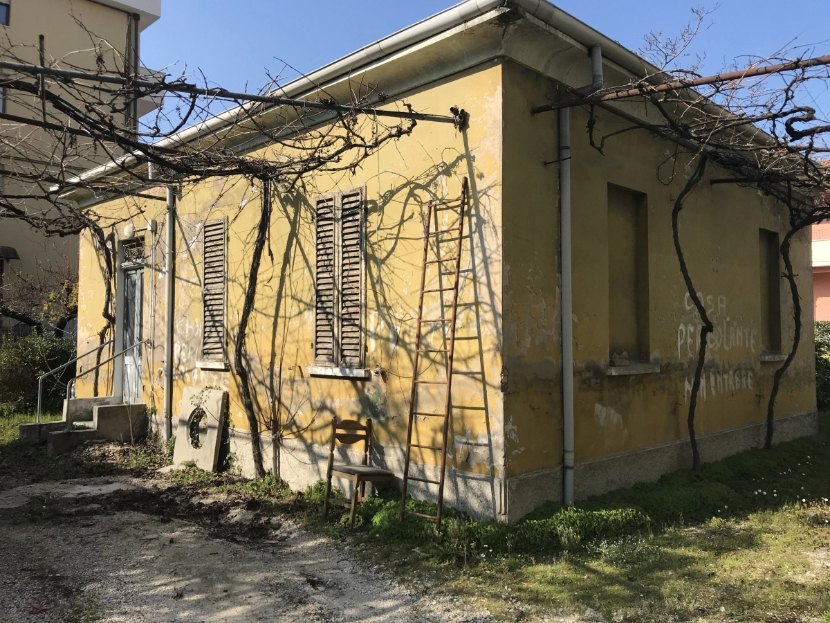 Fabbricato Esistente (3) Fabbricato Esistente (3)